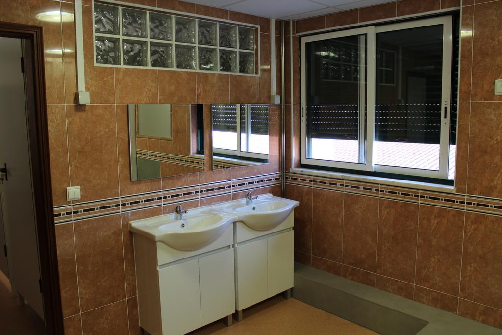 Hostel Casa Lucas Charneca  Ngoại thất bức ảnh