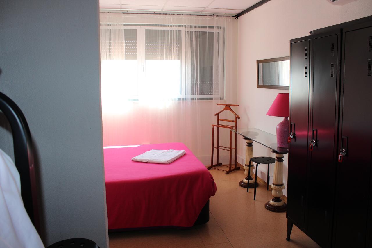 Hostel Casa Lucas Charneca  Ngoại thất bức ảnh