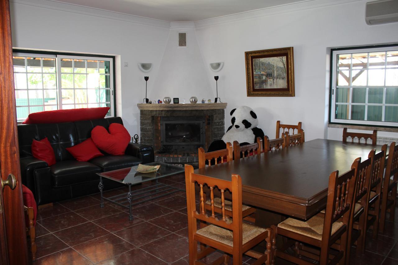 Hostel Casa Lucas Charneca  Ngoại thất bức ảnh