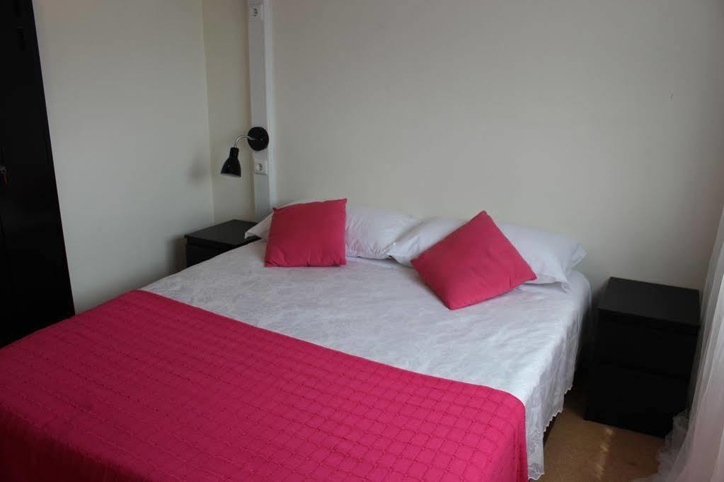 Hostel Casa Lucas Charneca  Ngoại thất bức ảnh
